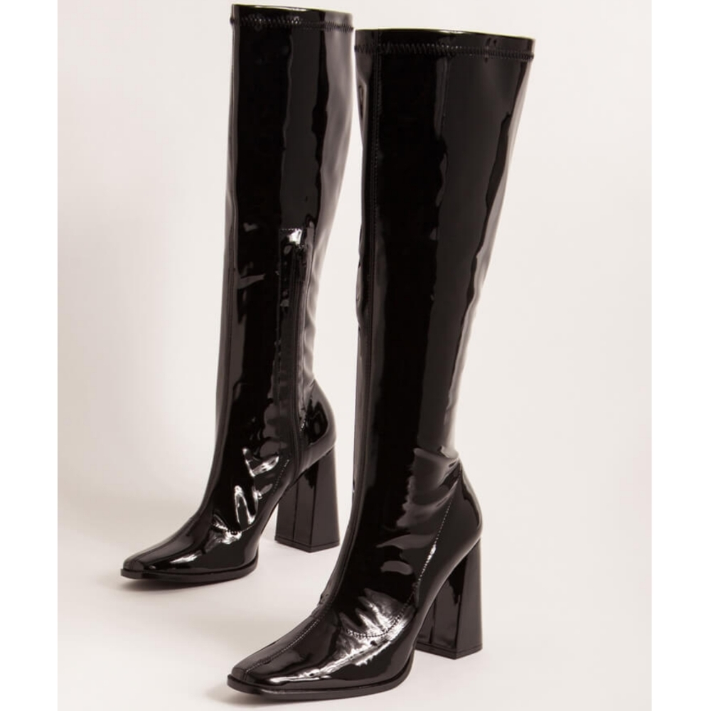 𝙇𝙖𝙨𝙩 𝙎𝙞𝙯 9🖤Downtown Muse Patent Boot - BLACK PATENT - Picture 10 of 12